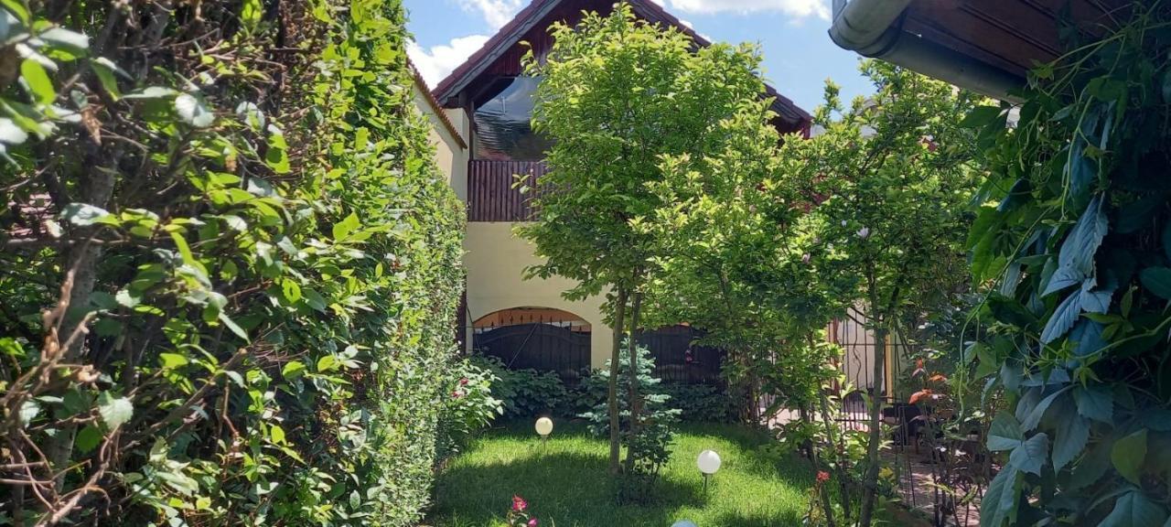Pensiunea Magnolia Hermannstadt Exterior foto